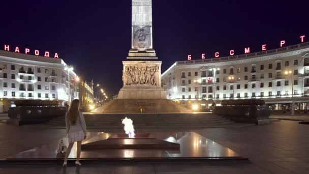 Minsk Bielorrusia Circa 2018 Plaza Victoria Monumento Granito Victoria Avenida — Vídeos de Stock