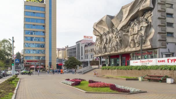 Soviet era building facade, Nemiga district, Minsk, Belarus - time lapse — Stock Footage Soviet Era Building Facade Nemiga District Minsk Belarus Time Lapse Royalty Free Stock Video