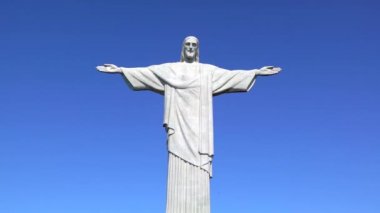 Rio de Janeiro, Brezilya, Güney Amerika - CIRCA 2016: Corcovado Dağı 'ndaki Cristo Redentor (İsa Kurtarıcısı) heykeli