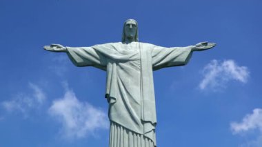 Rio de Janeiro, Brezilya, Güney Amerika - CIRCA 2016: Corcovado Dağı 'ndaki Cristo Redentor (İsa Kurtarıcısı) heykeli