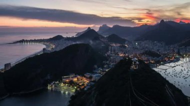 Sugar Loaf Dağı (Pao de Acucar), Rio de Janeiro, Brezilya, Güney Amerika - 4K zaman aşımı