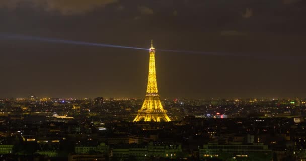 Torre Eiffel Vista Aérea Elevada Sobre Telhados Paris França Europa — Vídeo de Stock