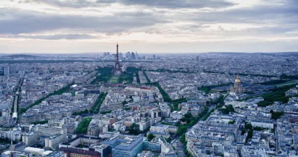 Eiffelova Věž Vyvýšený Letecký Výhled Střechy Paříž Francie Evropa Časová — Stock video
