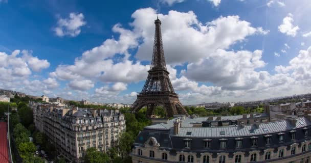Eiffelova věž, vyvýšený letecký výhled na střechy, Paříž, Francie, Evropa - Časová prodleva