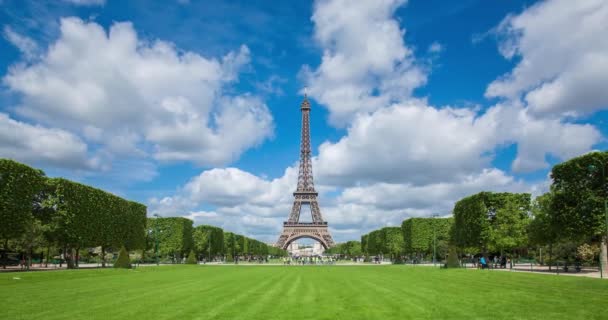 Parc Champ Mars Wieża Eiffla Paryż Francja Która Godzina — Wideo stockowe