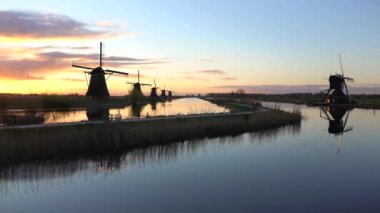 Yel değirmenleri, Kinderdijk, UNESCO Dünya Mirası Alanı, Hollanda, Avrupa 