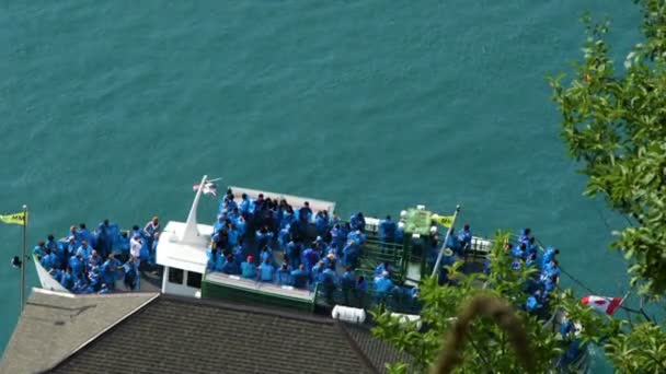 Tour Boat Loaded People Beach Ready Start — Stock Video