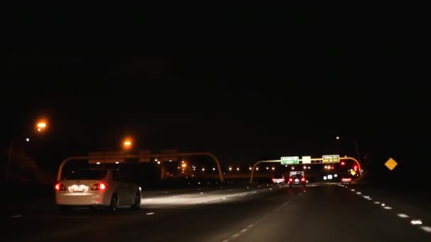 汽车在路上与夜灯 华盛顿 — 图库视频影像