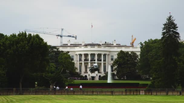 Ελικόπτερο Μπροστά Από Τον Λευκό Οίκο Ουάσιγκτον Ηπα — Αρχείο Βίντεο