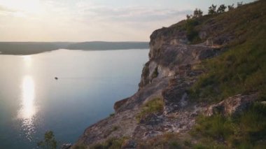 Video denize dramatik cennet ile altın gündoğumu