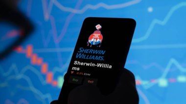 15 Ocak 2024. Sherwin-Williams 'ın logosu bir değiş tokuş ekranında. Sherwin-Williams hisse senetleri, cihaz başına $ShW..