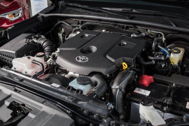 Vinnitsa, Ukrayna - 18 Mart 2018. Toyota Hilux konsept otomobil - başlık altında