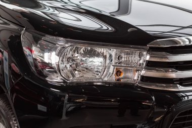 Vinnitsa, Ukrayna - 18 Mart 2018. Toyota Hilux konsept otomobil - Far