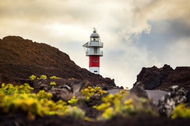 Eski deniz feneri Punta de Teno adasında Tenerife, Kanarya Adaları