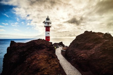 Eski deniz feneri Punta de Teno adasında Tenerife, Kanarya Adaları