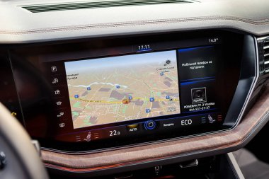 03 Ekim, 2018 - Vinnitsa, Ukrayna. Yeni Volkswagen Touareg sunu showroom - içinde iç