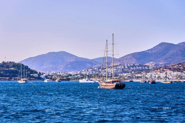 Jacht Zee Prachtige Baai Turkije Bodrum Egeïsche Kust — Stockfoto