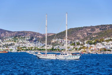 14 Eylül, 2017 - Türkiye, Bodrum. Deniz yat, Türkiye, Bodrum güzel koyda. Ege'nin