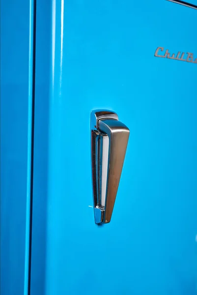 Vintage design blue fridge - Chill Box