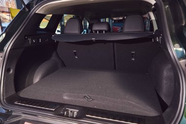 Vinnitsa, Ukrayna-Nisan 04, 2019. Renault Kadjar-showroom-gövde yeni model araba sunumu