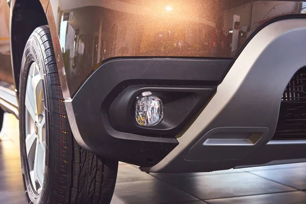 Вінниця, Україна-02 квітня 2019. Renault пильовик-нова модель автомобіля презентація в салоні-фар — стокове фото