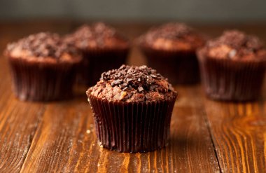 Geleneksel taze çikolatalı kek.