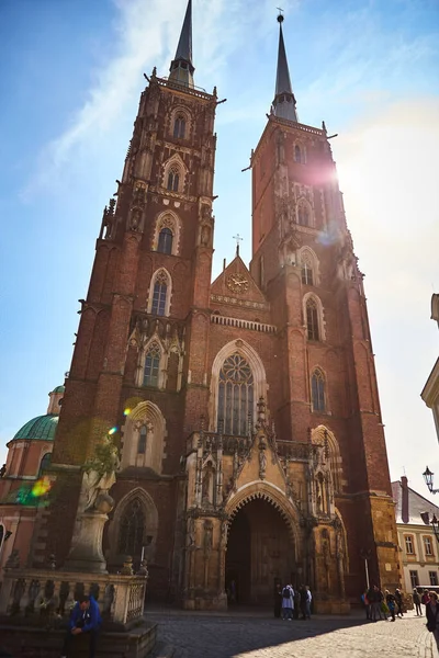 波兰弗罗茨拉夫 2019年5月11日 弗罗茨拉夫市Tumski岛上的圣约翰浸信会大教堂 波兰受欢迎的旅游景点 — 图库照片