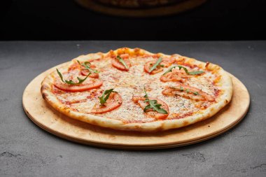 Lezzetli İtalyan Pizza Margarita 'sı.