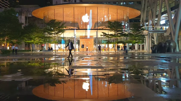 Bangkok Tailandia Julio 2020 Segunda Tienda Apple Abrió Centro Comercial — Foto de Stock