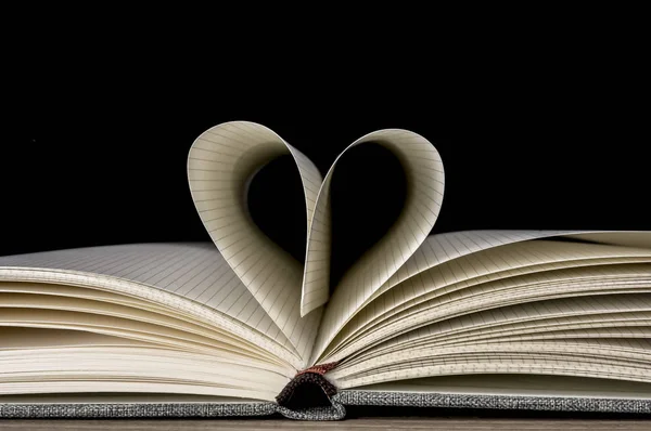 Close Shot Book Pages Shape Heart — Stock Photo, Image