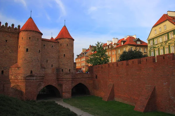 Warszawa Polska Old Town Barbican Element Murów Obronnych Zbudowany Renesansowy — Zdjęcie stockowe