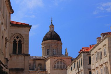 1671-1713 yıllarda deprem tarafından 1667 yılında yok Tapınağı'nın sitesinde Barok tarzında Dobruca 