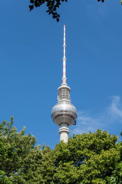 Berlin, Almanya 'daki Berlinli Fernsehturm Kulesi