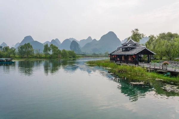 Güzel manzara alan Park Shiwai Taoyuan, Guilin, Çin