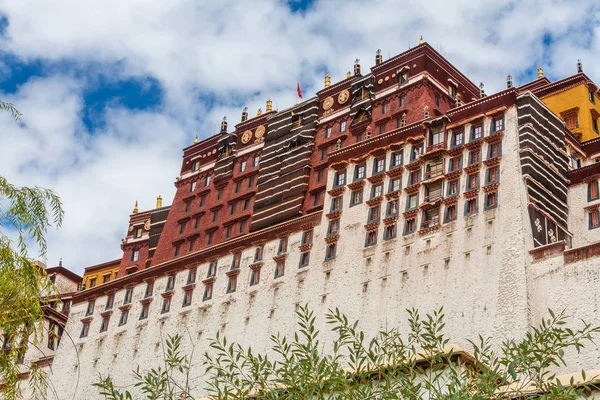 Величественный Дворец Потала Весной Лхасе Непал Тибет Китай — стоковое фото
