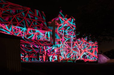 Bina cephe ışık Festivali Chartres Fransa