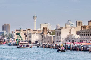 Dubai Körfezi ve onun mimari manzarası