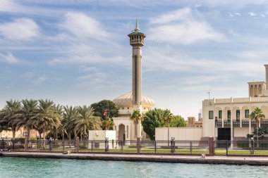 Dubai Creek ve ünlü Cami