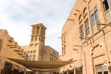 Dubai Körfezi ve onun geleneksel Heritage Koyu