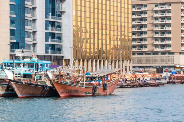 Dubai Creek Its Architectural Skyline — Stock Photo, Image