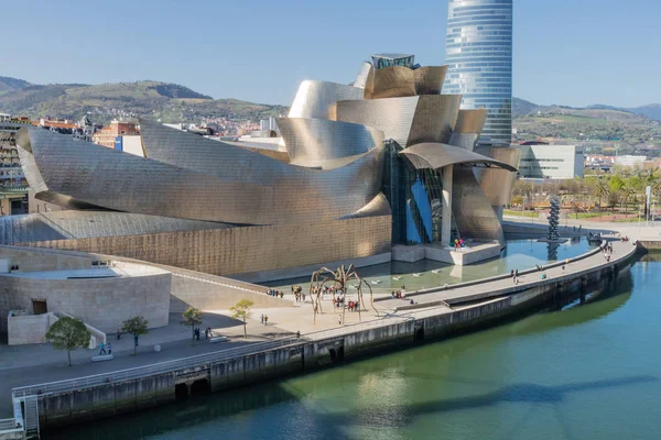 Bilbao City arkitektoniska och turistiska platser höjdpunkter — Stockfoto