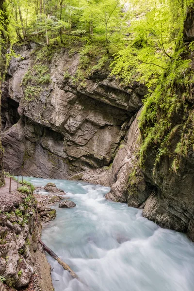 Almanya'da büyüleyici Partnach Gorge