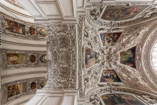 Destaques Cidade Salzburgo Suas Pinturas Teto Abadia — Fotografia de Stock