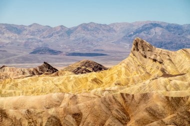 Eriyen volkanik kül ve alüvyon tepeleri, çorak topraklar, Zabriskie Point, Ölüm Vadisi Ulusal Parkı, Kaliforniya, Usa