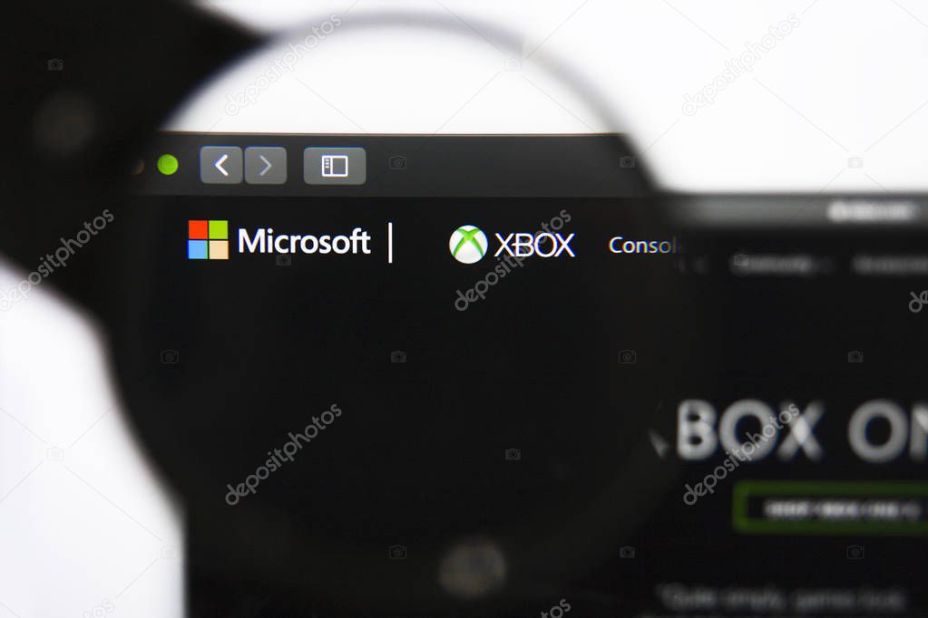 Los Angeles, California, USA - 27 December 2018: Microsoft Xbox website homepage. Microsoft Xbox logo visible on screen