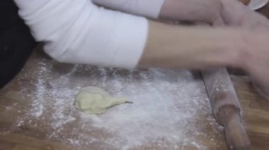 İnsanlar ekmek Atölyesi'nde kaymak vurdu