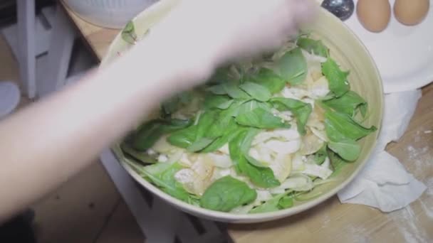 Fresh arugula salad with cheese, healthy food, diet, slider shot — Stock Video