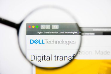Los Angeles, Kaliforniya, ABD - 25 Ocak 2019: Dell teknolojileri web sitesi ana. Dell teknolojileri logo görüntü ekranda görünür.