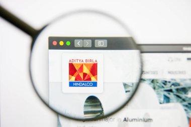 Los Angeles, Kaliforniya, ABD - 14 Şubat 2019: Hindalco sanayi Web sitesi ana. Hindalco sanayi logo görüntü ekranda görünür.