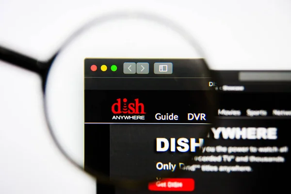 Los Angeles, California, USA - 25 January 2019: DISH Network Media website homepage. DISH Network Media logo visible on display screen. — Stock Photo, Image